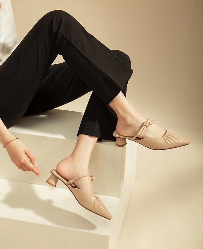 今年流行的拖鞋和鞋子品牌,2024年流行的拖鞋_服装百科_第1张_酷尚品 今年流行的拖鞋和鞋子品牌,2024年流行的拖鞋_https://www.kushangpin.com_服装百科_第1张