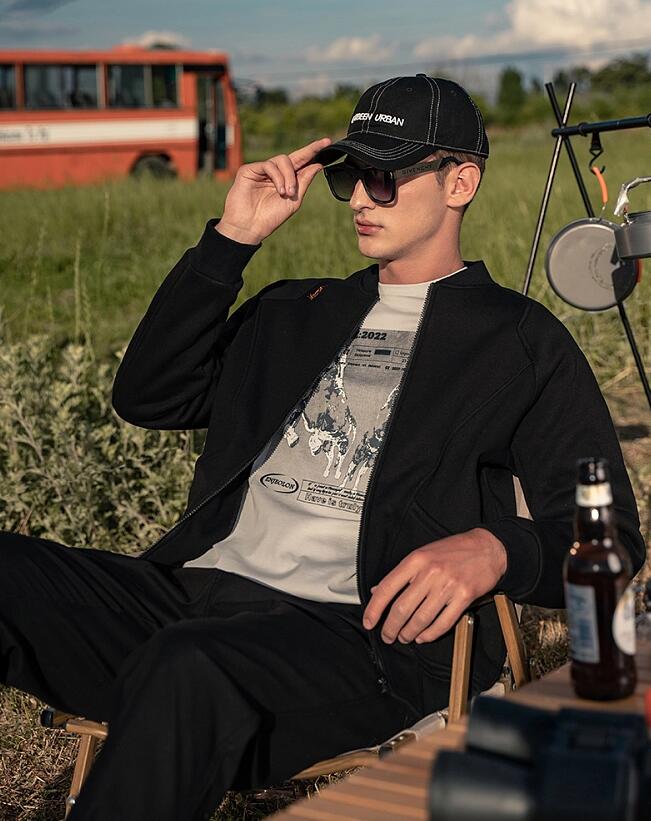 40岁流行的男服装款式,40岁男士服装搭配_服装百科_第1张_酷尚品 40岁流行的男服装款式,40岁男士服装搭配_https://www.kushangpin.com_服装百科_第1张